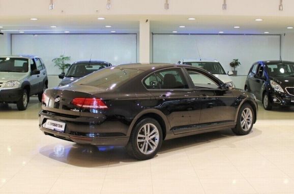 Volkswagen Passat, 1.4 л, Робот, 2015 фото 5