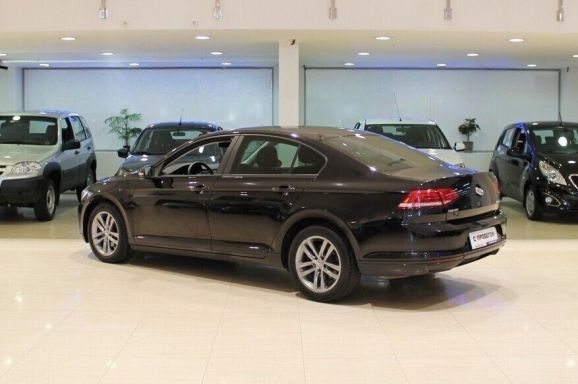 Volkswagen Passat, 1.4 л, Робот, 2015 фото 6
