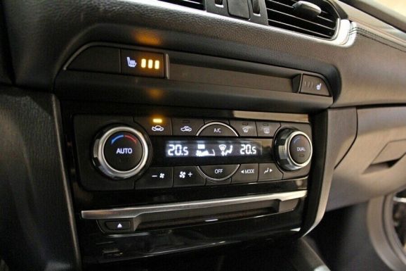 Mazda 6, 2.0 л, АТ, 2015 фото 1