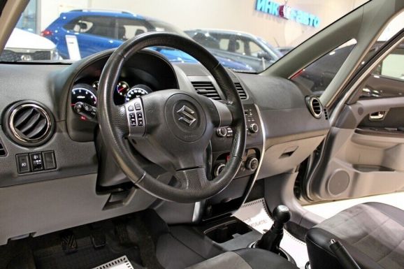Suzuki SX4, 1.6 л, МТ, 2012 фото 9
