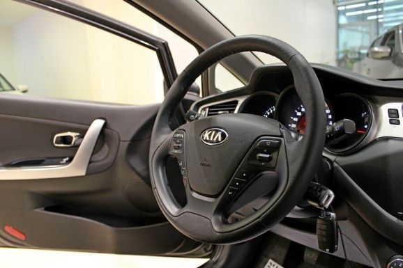 Kia Ceed, 1.6 л, МТ, 2014 фото 10