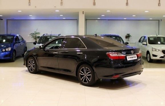 Toyota Camry, 2.5 л, АТ, 2017 фото 5