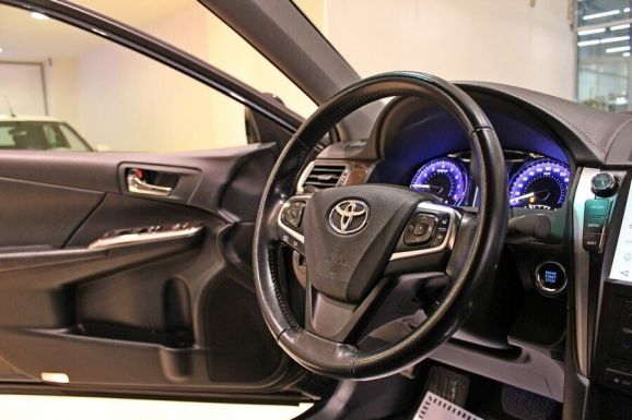 Toyota Camry, 2.5 л, АТ, 2017 фото 10