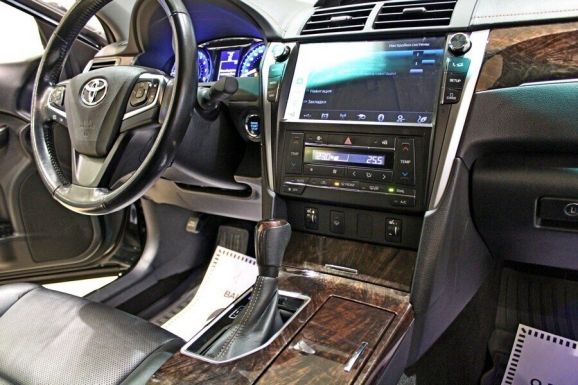 Toyota Camry, 2.5 л, АТ, 2017 фото 11