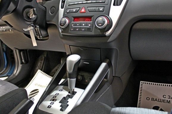 Kia Ceed, 1.6 л, АТ, 2010 фото 9