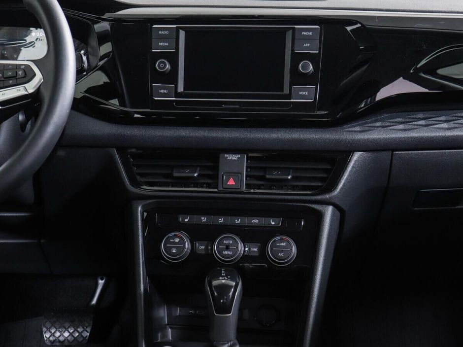 Volkswagen Taos, 1.6 л, АТ, 2021 фото 9