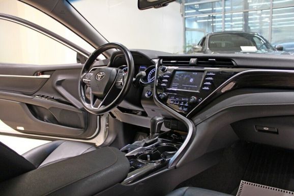 Toyota Camry, 2.5 л, АТ, 2019 фото 7