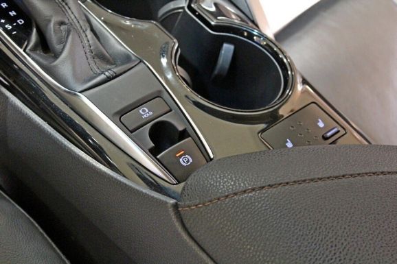 Toyota Camry, 2.5 л, АТ, 2019 фото 2