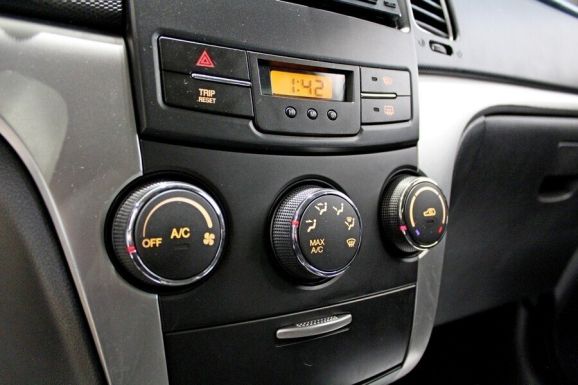 SsangYong Actyon, 2.0 л, АТ, 2012 фото 1