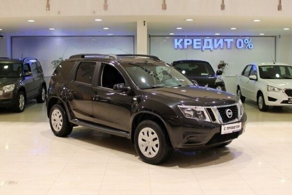 Nissan Terrano, 2.0 л, АТ, 2016 фото 4
