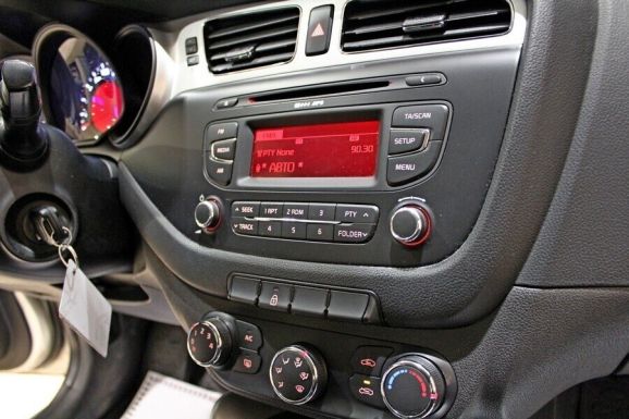 Kia Ceed, 1.4 л, МТ, 2013 фото 10