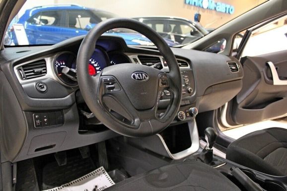 Kia Ceed, 1.4 л, МТ, 2013 фото 2