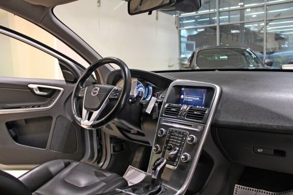 Volvo XC60, 2.4 л, АТ, 2014 фото 7