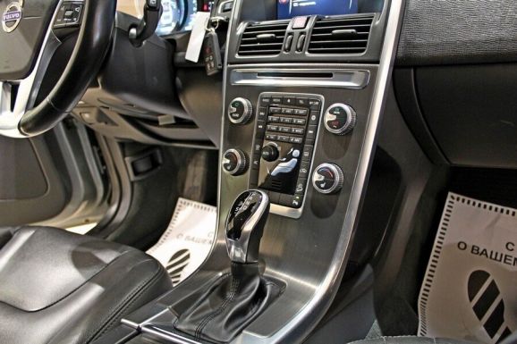 Volvo XC60, 2.4 л, АТ, 2014 фото 9