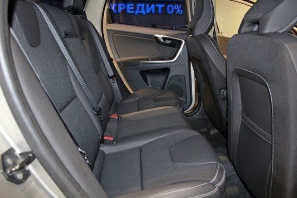 Volvo XC60, 2.4 л, АТ, 2012 фото 8