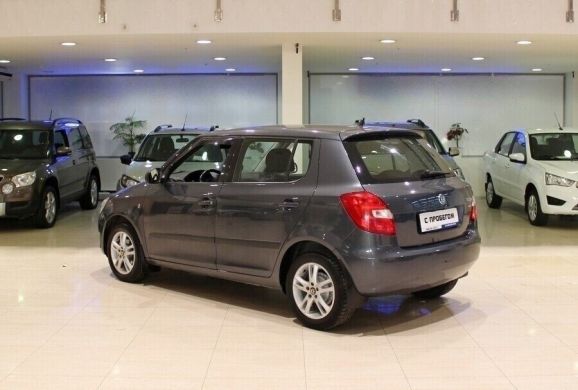 Skoda Fabia, 1.6 л, АТ, 2012 фото 5