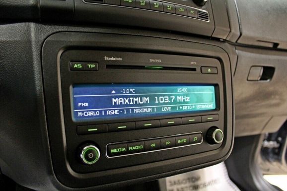 Skoda Fabia, 1.6 л, АТ, 2012 фото 1