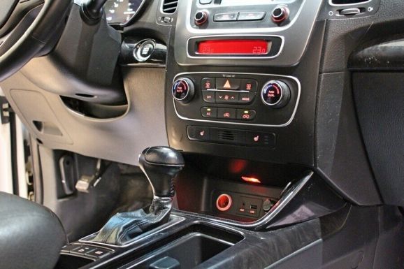 Kia Sorento, 2.2 л, АТ, 2016 фото 9