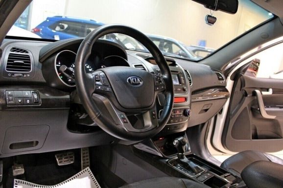 Kia Sorento, 2.2 л, АТ, 2016 фото 12