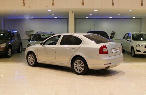 Skoda Octavia, 1.8 л, АТ, 2013 фото 6