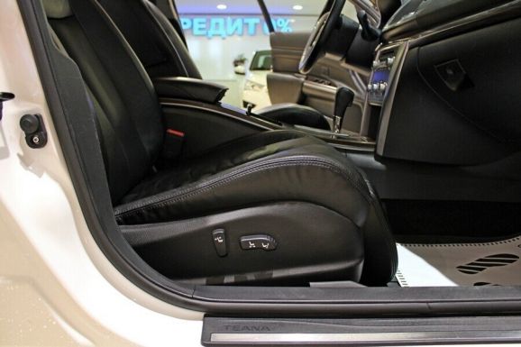 Nissan Teana, 3.5 л, Вариатор, 2013 фото 9