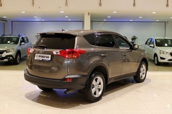 Toyota RAV4, 2.0 л, Вариатор, 2015 фото 4