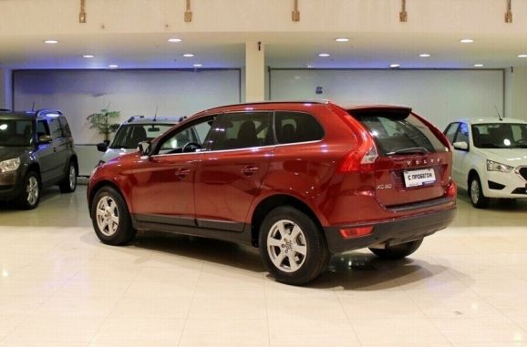 Volvo XC60, 2.0 л, АТ, 2010 фото 5