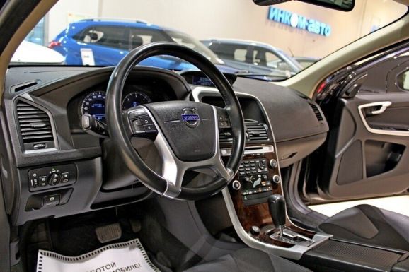 Volvo XC60, 2.4 л, АТ, 2011 фото 7