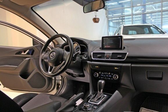 Mazda 3, 1.5 л, АТ, 2013 фото 8
