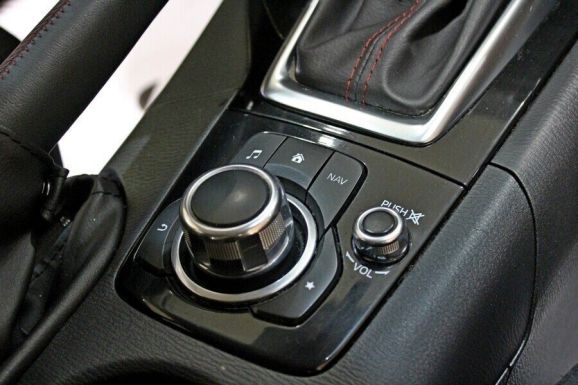 Mazda 3, 1.5 л, АТ, 2013 фото 2