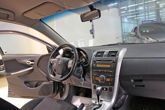 Toyota Corolla, 1.6 л, АТ, 2011 фото 7