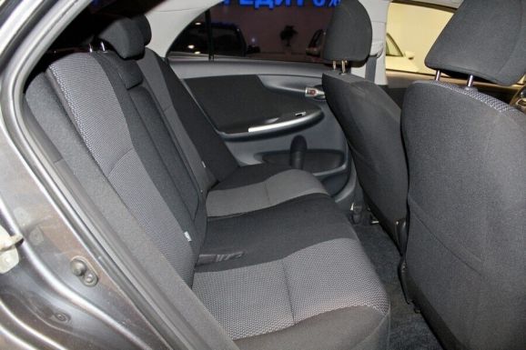 Toyota Corolla, 1.6 л, АТ, 2011 фото 8