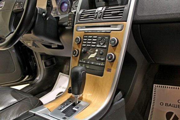 Volvo XC60, 2.4 л, АТ, 2012 фото 9