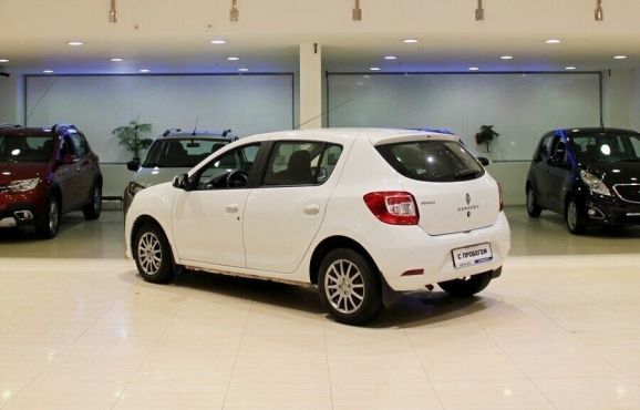 Renault Sandero, 1.6 л, МТ, 2016 фото 5