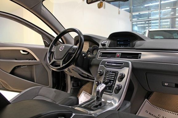 Volvo XC70, 2.4 л, АТ, 2014 фото 7
