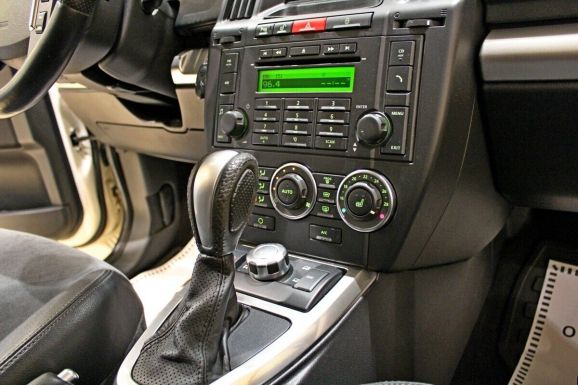 Land Rover Freelander, 2.2 л, АТ, 2010 фото 11