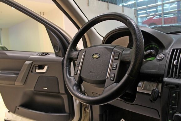 Land Rover Freelander, 2.2 л, АТ, 2010 фото 12