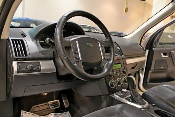 Land Rover Freelander, 2.2 л, АТ, 2010 фото 13