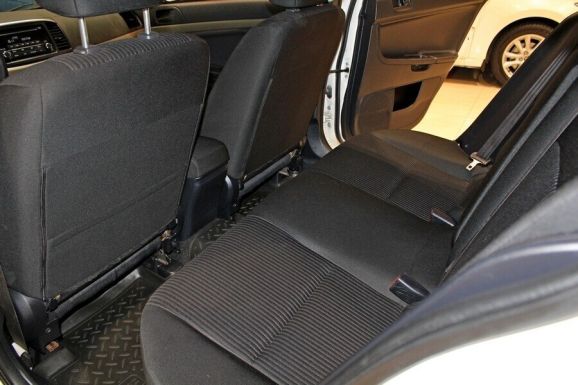 Mitsubishi Lancer, 1.6 л, АТ, 2012 фото 1