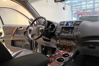 Toyota Highlander, 3.5 л, АКПП, 2012 фото 7