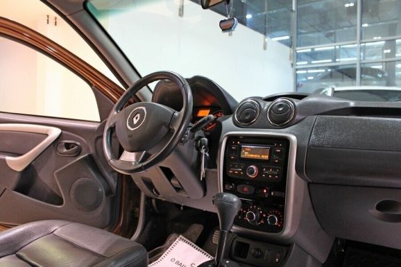 Renault Duster, 2.0 л, АТ, 2013 фото 7
