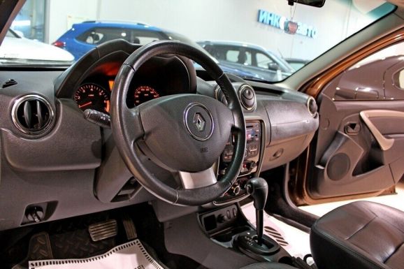 Renault Duster, 2.0 л, АТ, 2013 фото 2
