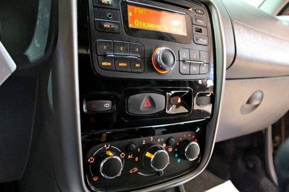 Renault Duster, 2.0 л, АТ, 2013 фото 1