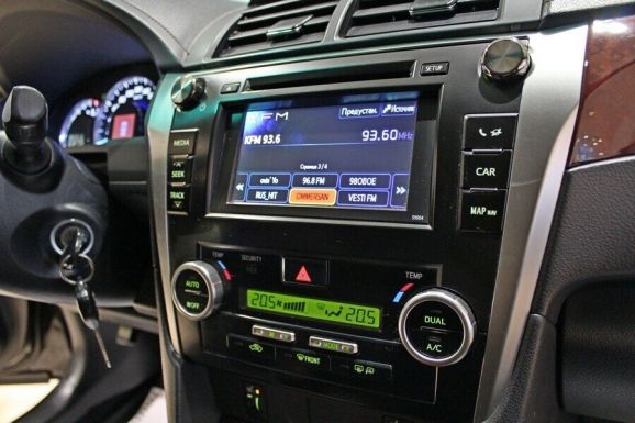 Toyota Camry, 2.0 л, АТ, 2013 фото 11