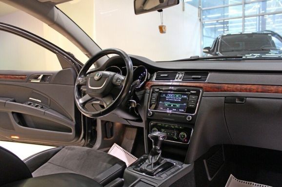 Skoda Superb, 1.8 л, АТ, 2009 фото 7