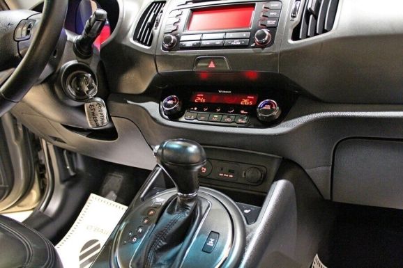 Kia Sportage, 2.0 л, АТ, 2014 фото 2