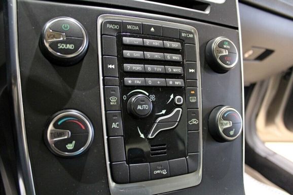 Volvo S60, 2.0 л, Робот, 2010 фото 10