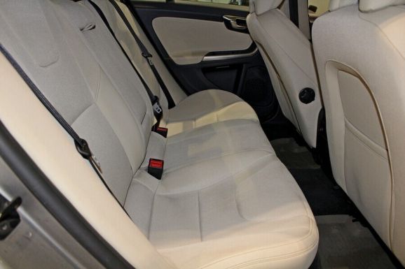 Volvo S60, 2.0 л, Робот, 2010 фото 1