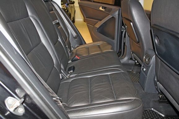 Volkswagen Tiguan, 2.0 л, АТ, 2009 фото 8