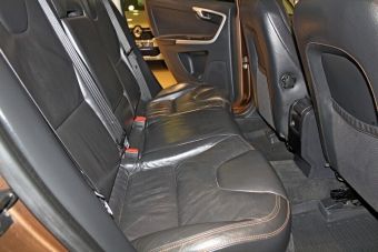 Volvo XC60, 2.4 л, АКПП, 2011 фото 8